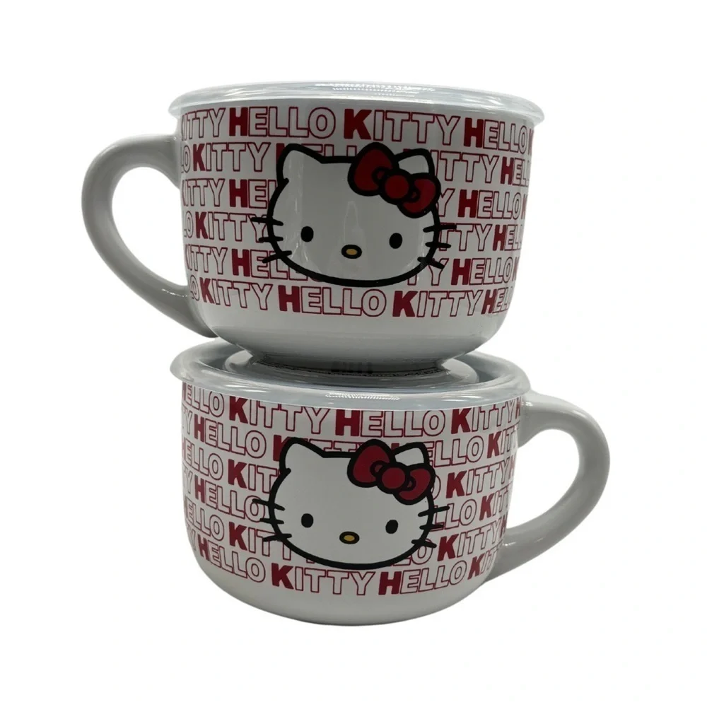 Sanrio Hello Kitty ceramic soup bowl color red and shite with lid.‎